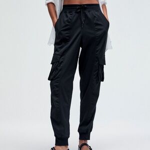 Lululemon Dance Studio Relaxed-Fit Mid-Rise Cargo Jogger